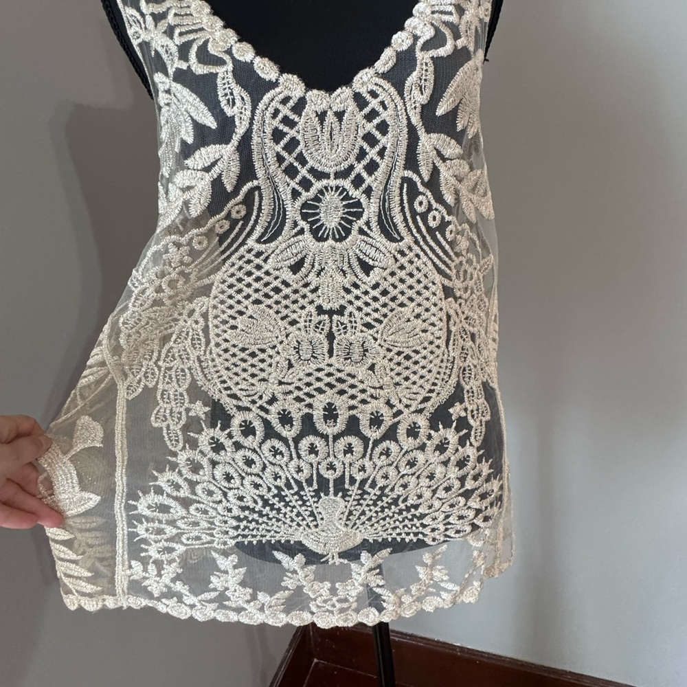 Chelsea & Violet Cream Lace Blouse - Picture 2 of 4